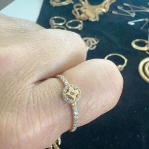 Elegant Gold and Silver Ring